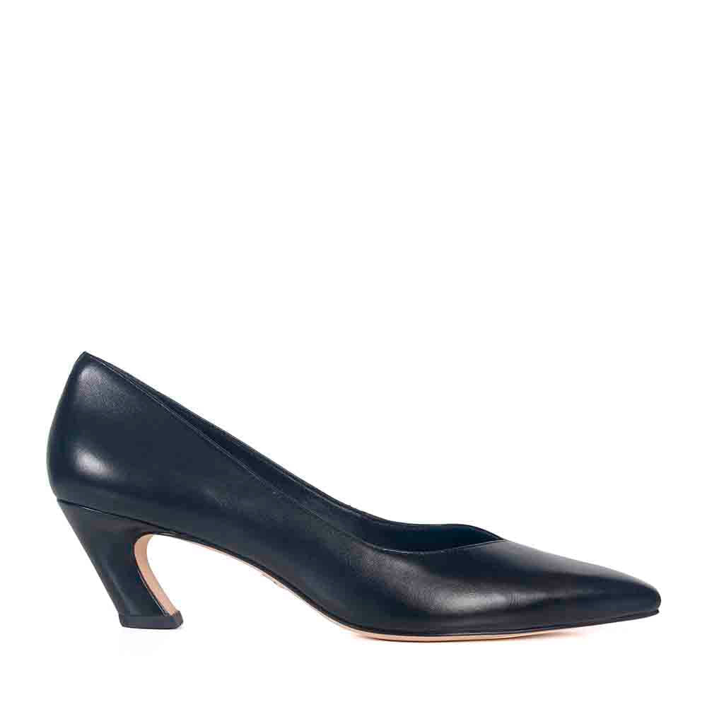 scarpin-confortavel-scarpin-carmela-preto-paula-torres