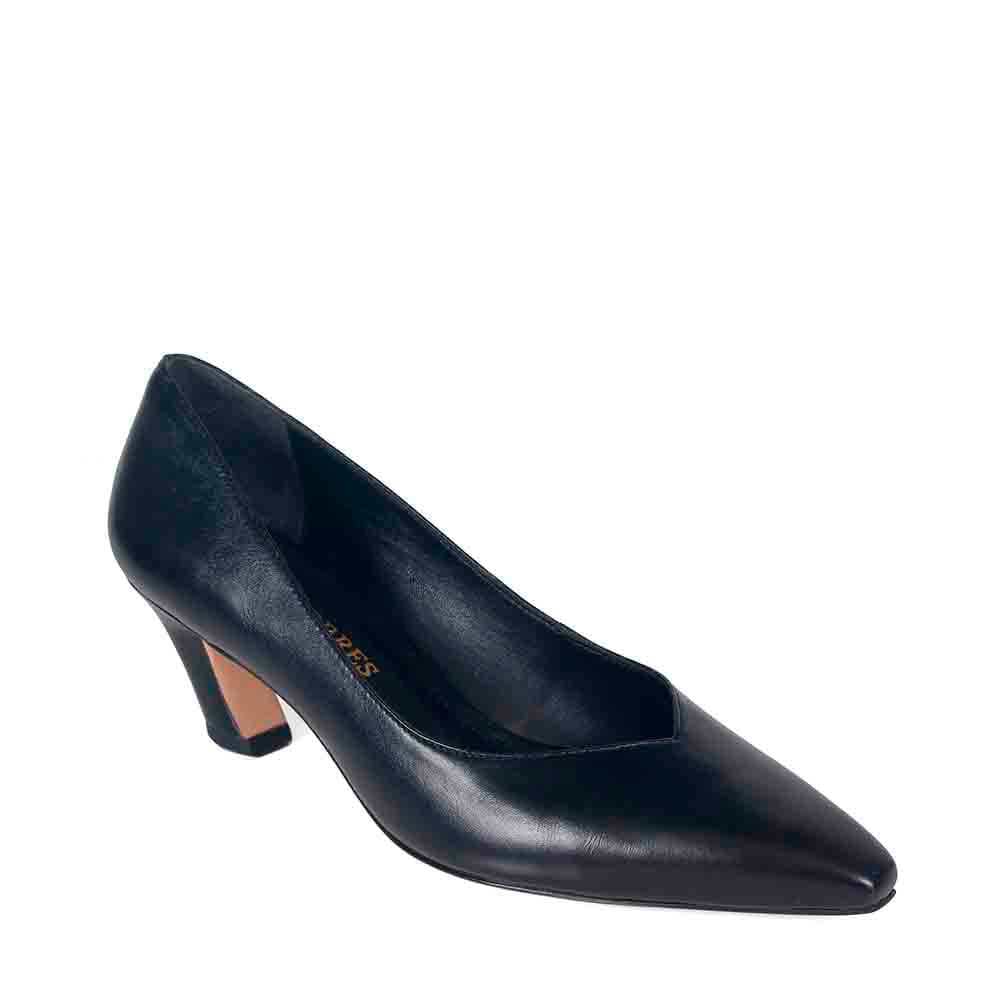 scarpin-confortavel-scarpin-carmela-preto-paula-torres