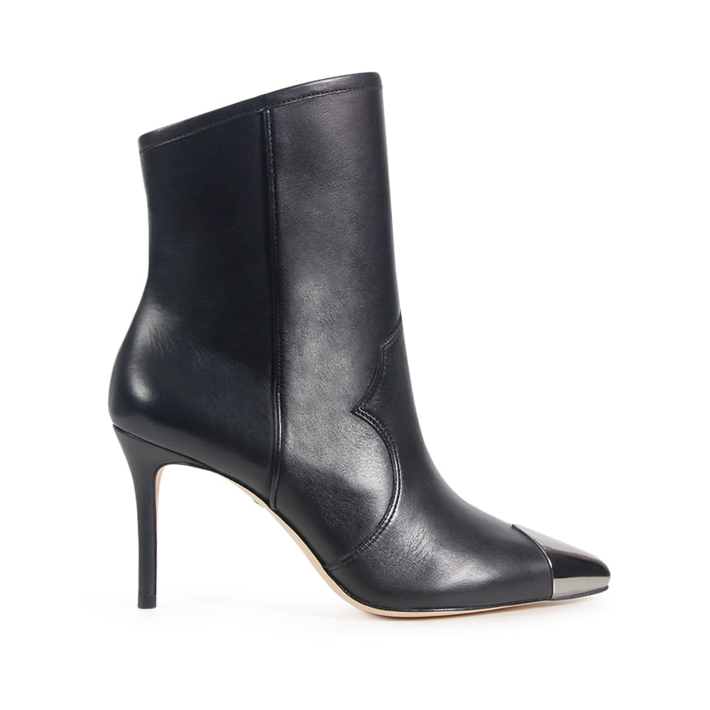 bota-feminina-confortavel-bota-cannes-preto-paula-torres