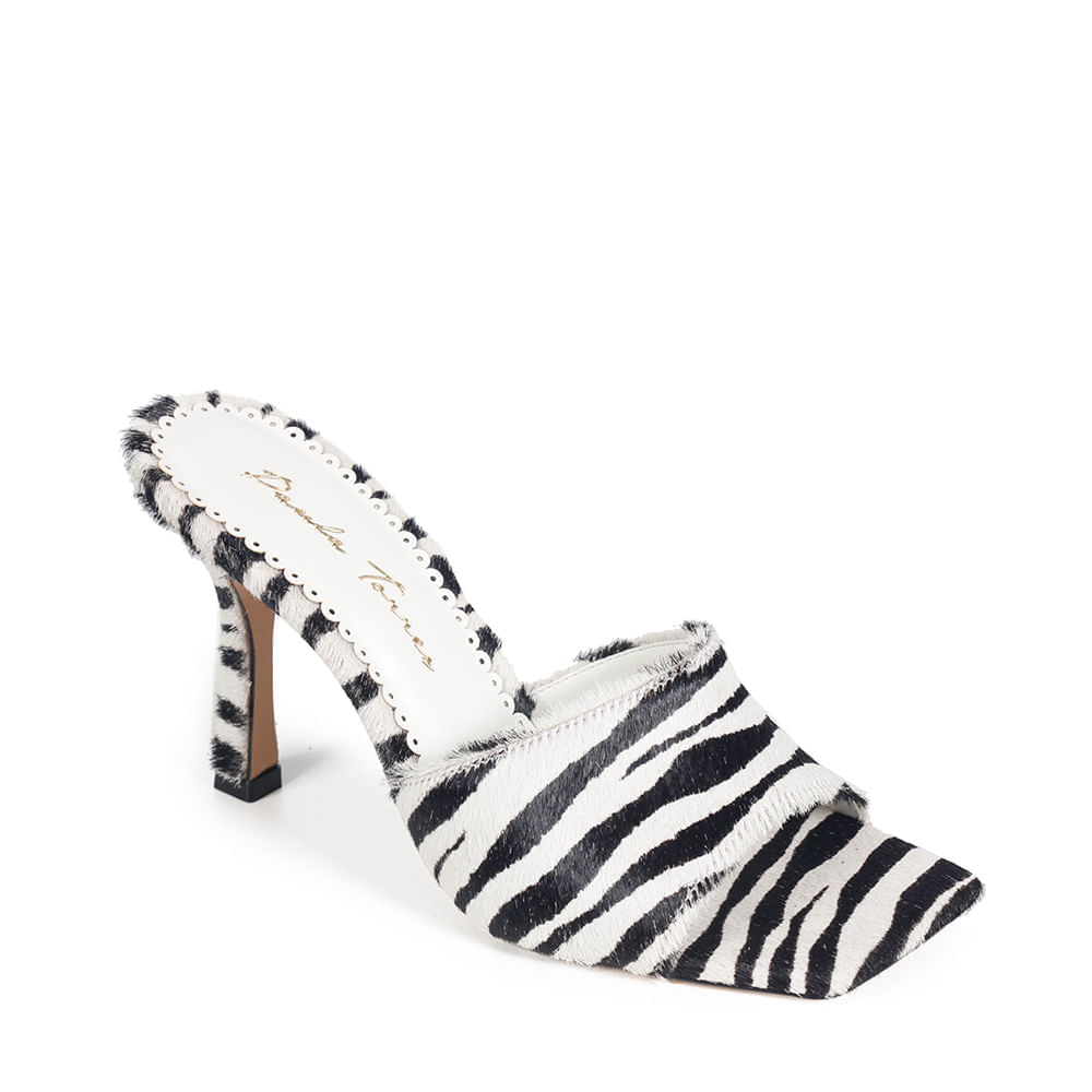mule-feminino-confortavel-mule-deli-animal-print-paula-torres