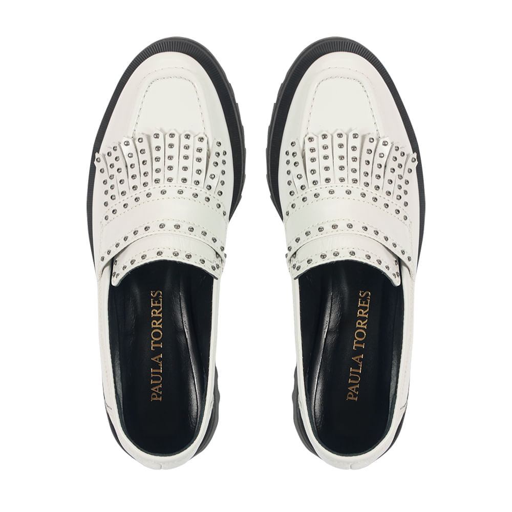 mocassim-casual-feminino-mocassim-sevilha-gelo-paula-torres
