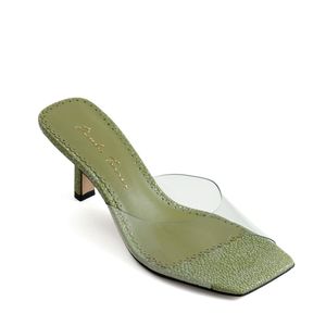 MULE MEG OLIVA