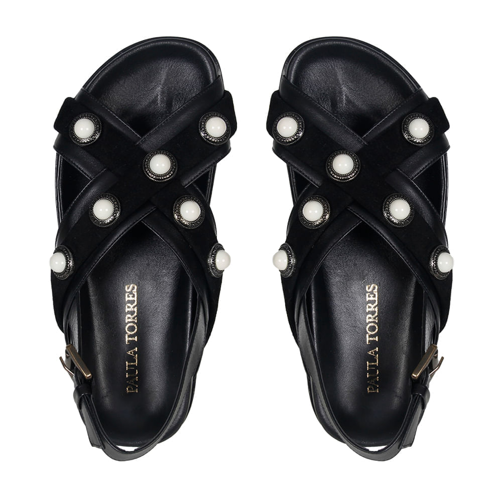 rasteira-para-o-verao-rasteira-yasmin-preto-paula-torres