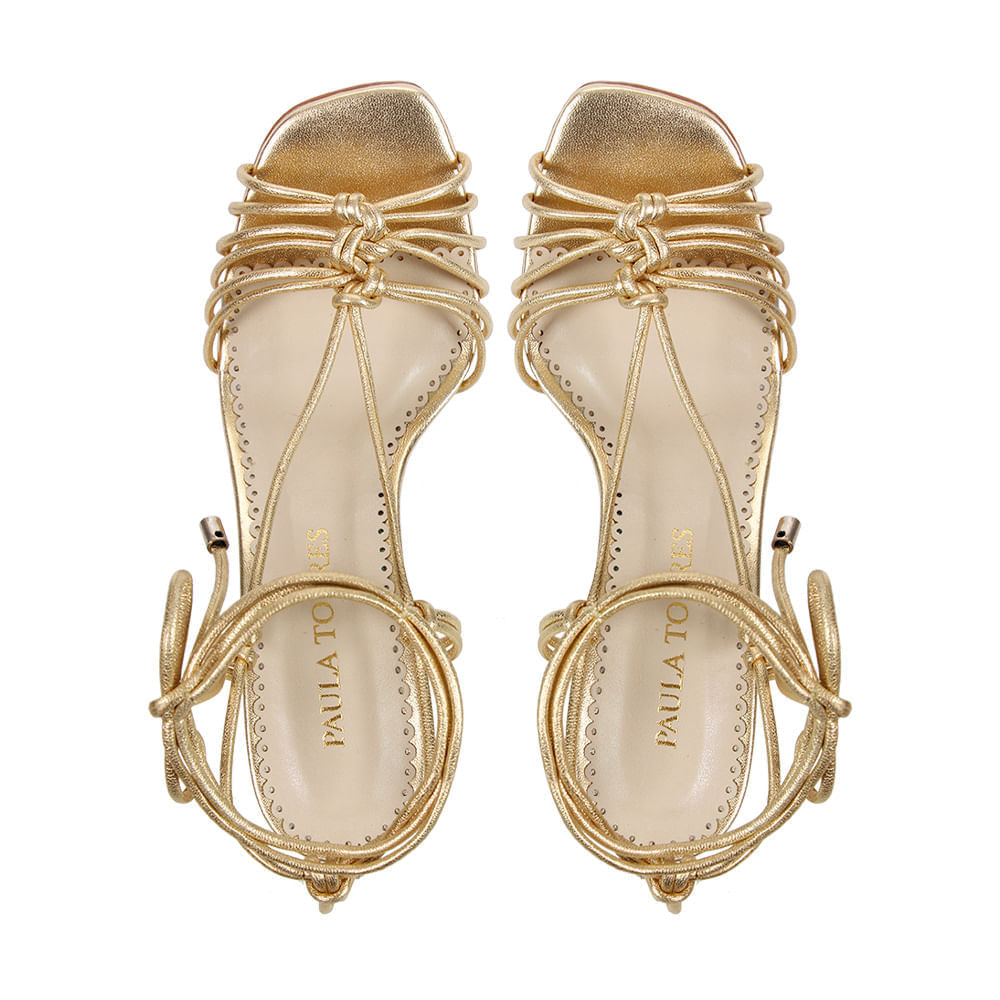 sandalia-para-o-dia-a-dia-sandalia-blanca-ouro-paula-torres