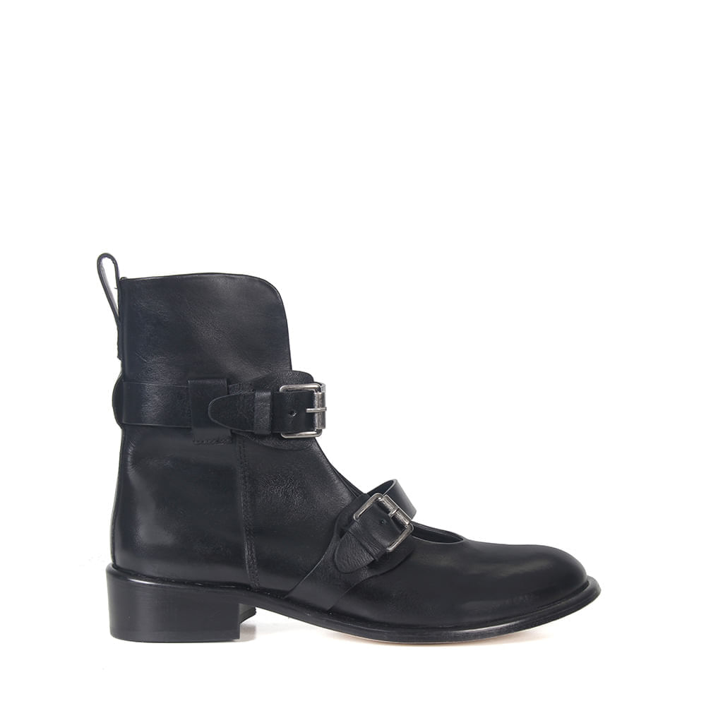 bota-inverno-couro-passeio-nora-preto-paula-torres-1.jpg