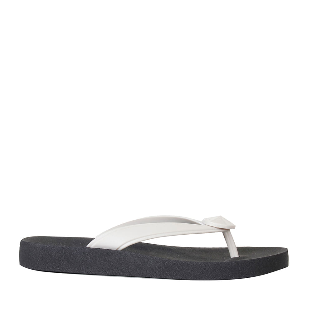 rasteira-praia-jelly-preto-e-branco-paula-torres-3