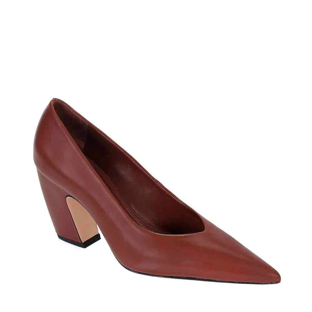 scarpin-trabalho-elegante-venus-chocolate-paula-torres-3