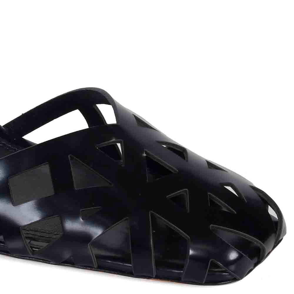 scarpin-confortavel-scarpin-frida-preto-paula-torres