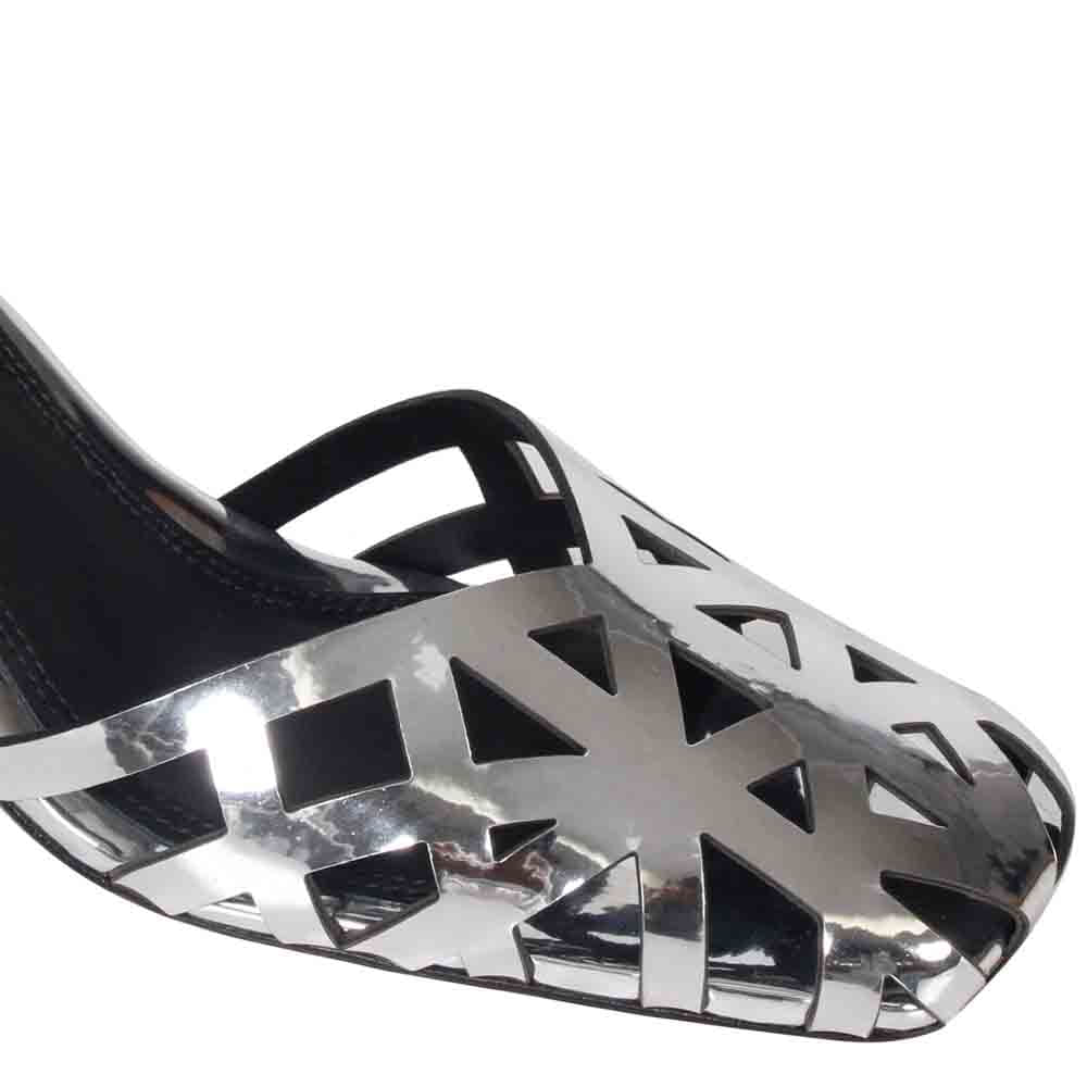scarpin-confortavel-scarpin-frida-prata-paula-torres