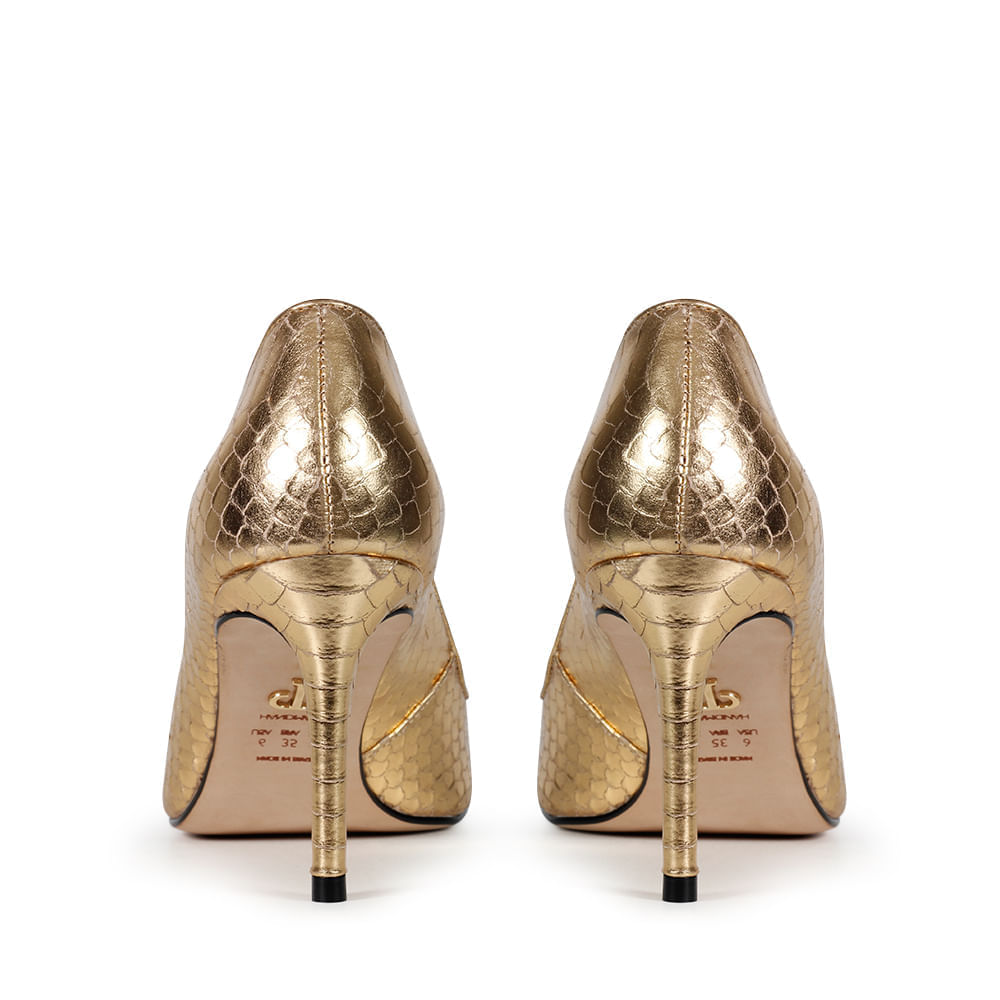 scarpin-confortavel-scarpin-torres-dourado-paula-torres